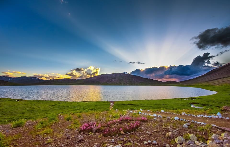 Sheosar-Lake